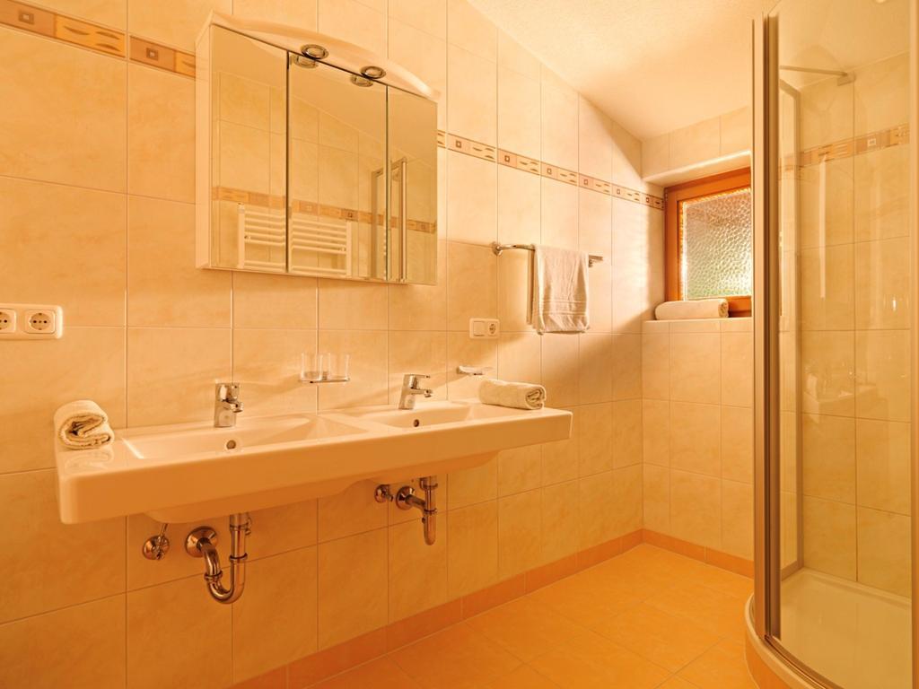 Ferienwohnung Saalbach פיברברון חדר תמונה